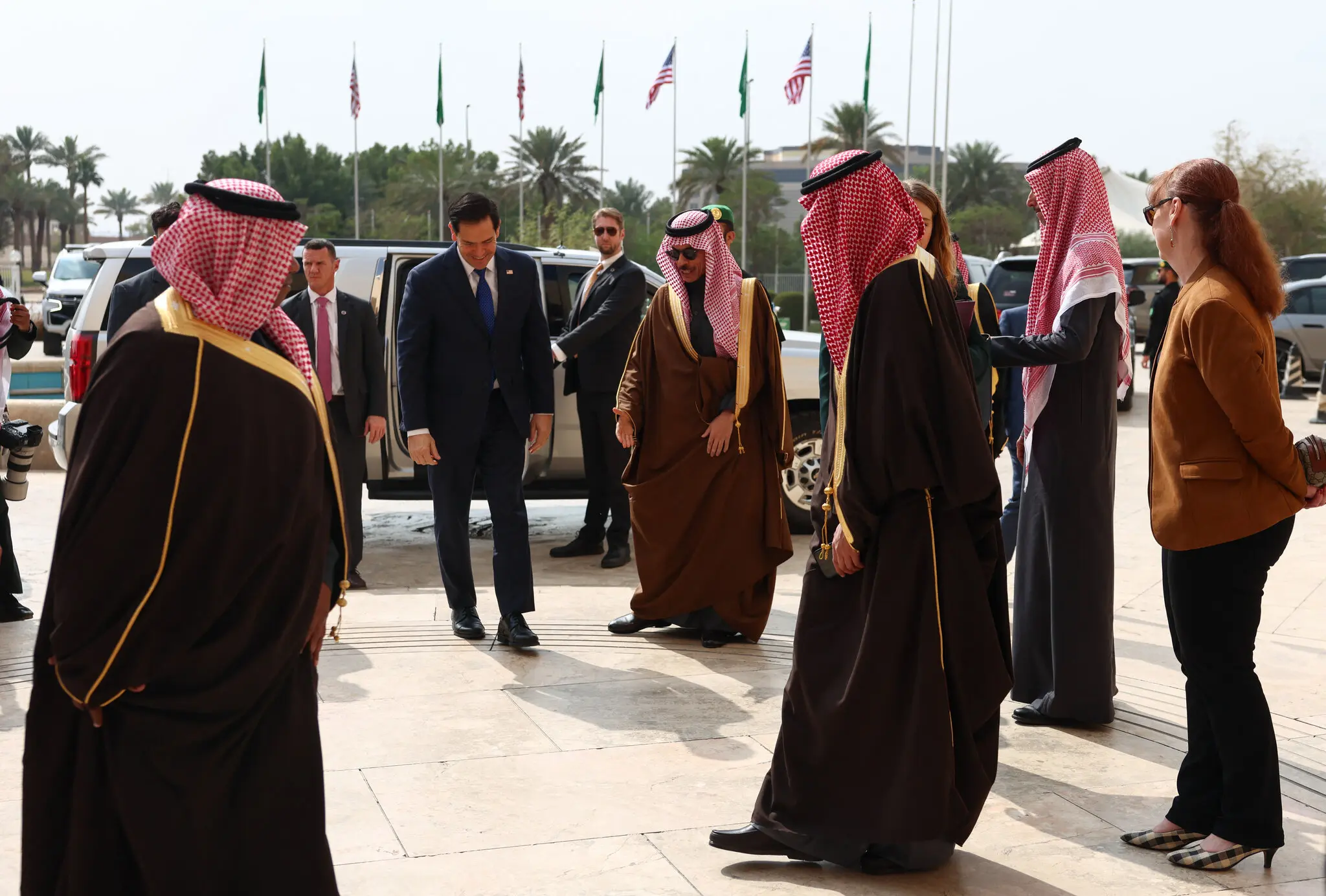 Саудівська Аравія попередила Іран про серйозні наслідки через ракетні удари по країнах Перської затоки